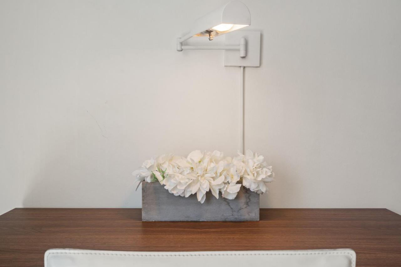 Biarritz Studio - Beautiful Ocean View Studio Apartment San Juan Exterior foto